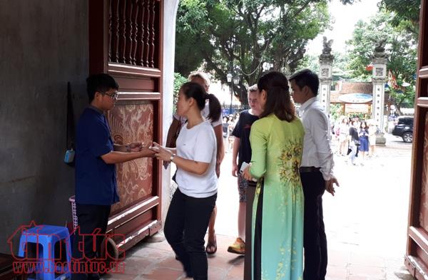 Bài 3: Mang đến hình ảnh Hà Nội thân thiện, mến khách ảnh 1